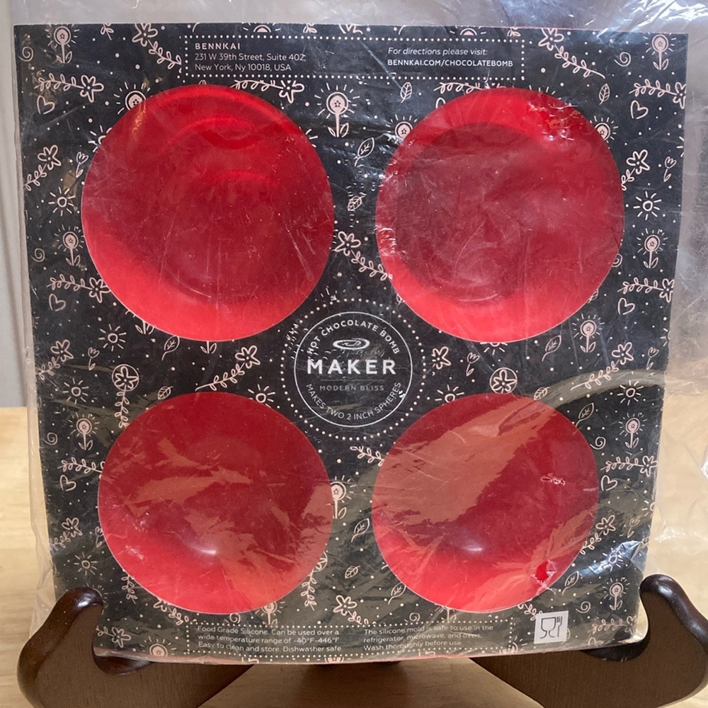 Modern Bliss Hot Chocolate Bomb Maker Silicone by Bennkai